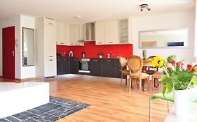 Apartment Moderna